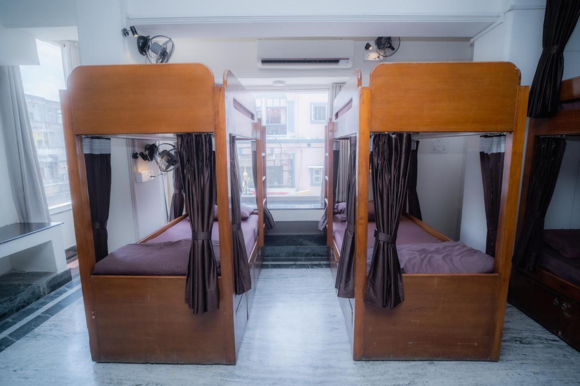 Pearl Courtyard Dormitory Varanasi Exterior foto