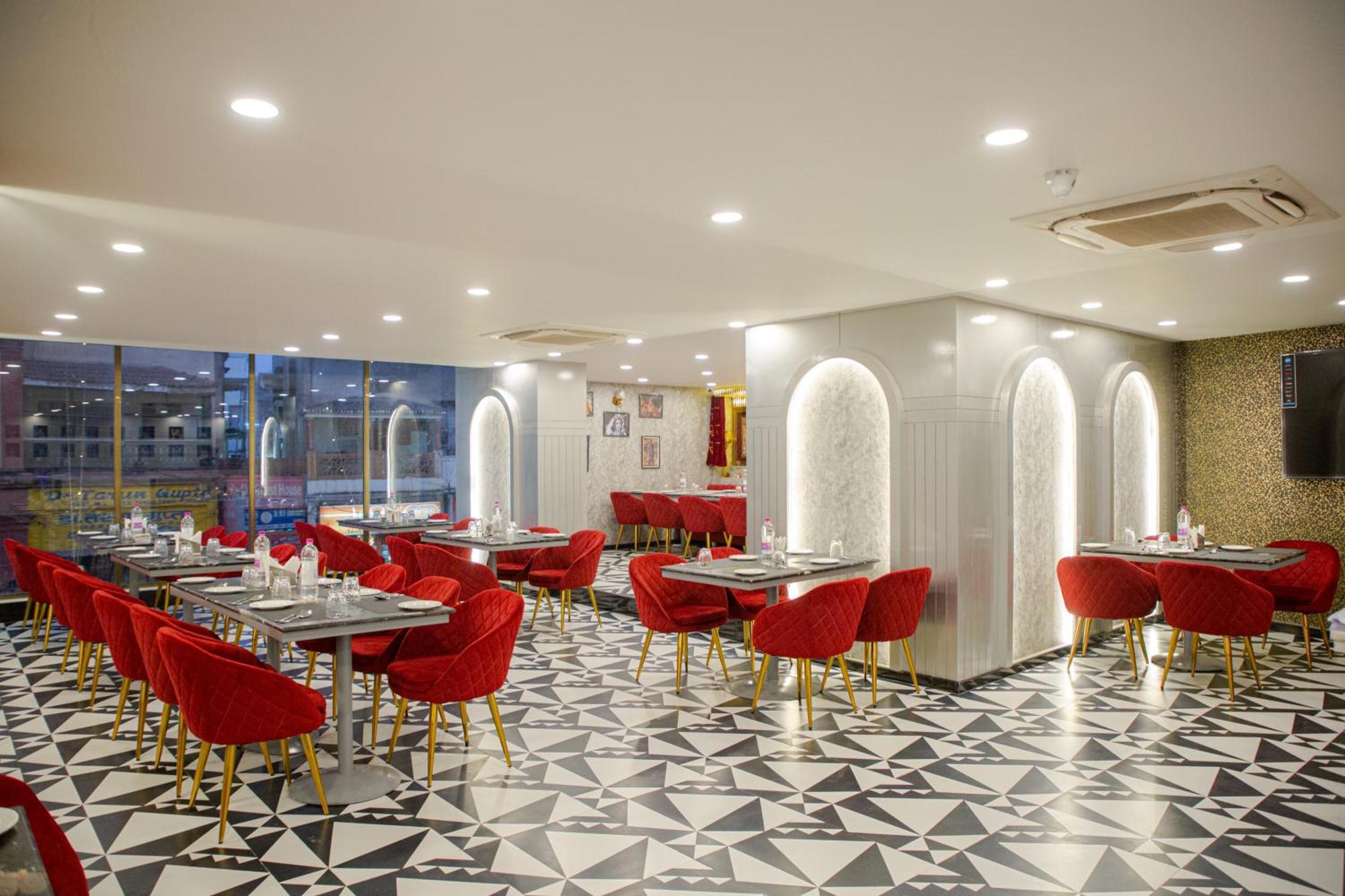 Pearl Courtyard Dormitory Varanasi Exterior foto